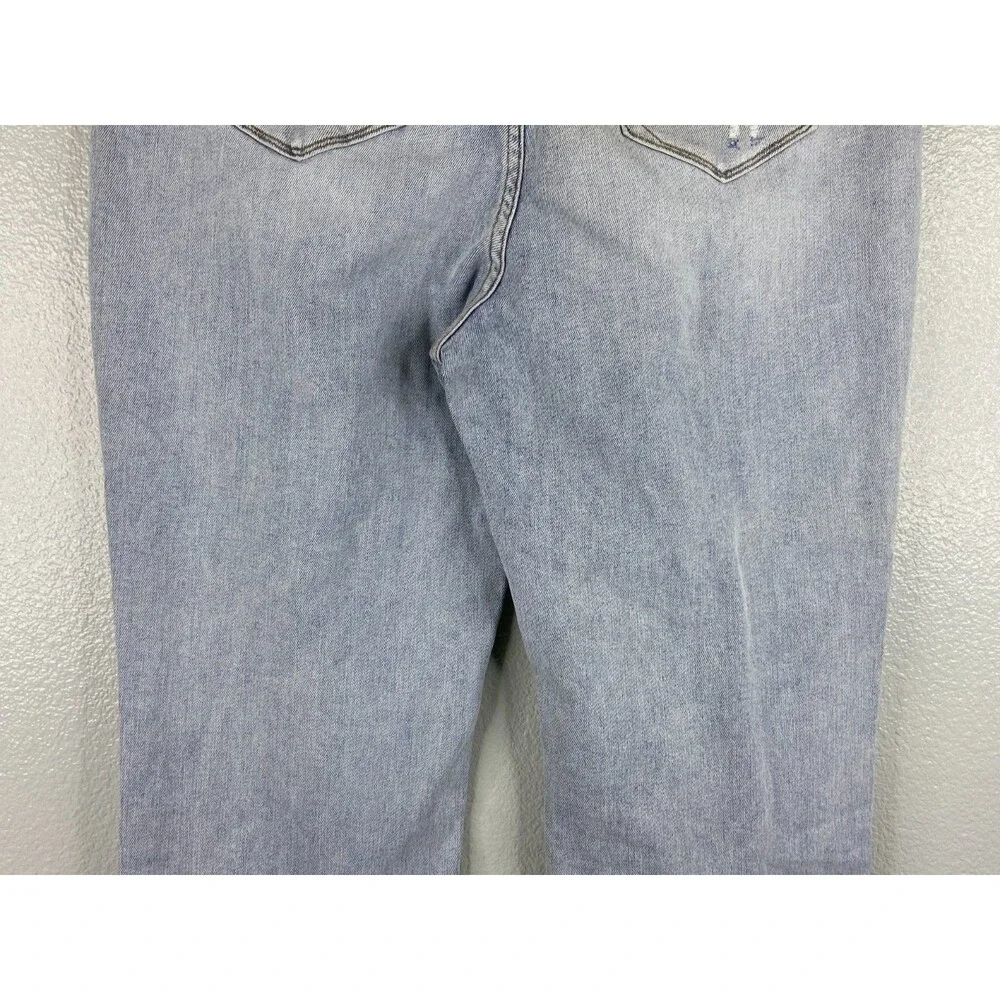 Risen Women 1XL Jeans Boyfriend Fit Straight Leg Distressed Light Wash NWT - Picture 7 of 16